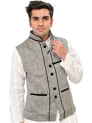 Frost-Gray Waistcoat with Velvet Lapel