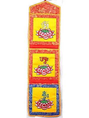Paper Holder with Lotus and Syllable Mantras