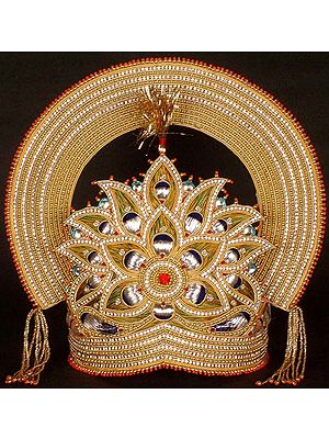 Royal Mukuta Crown