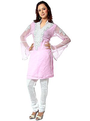 Lilac Choodidaar Two-Piece Suit with Hand-Embroidered Beads and Butterfly Sleeves