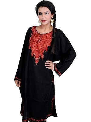 Black Kashmiri Phiran with Hand Embroidery on Neck