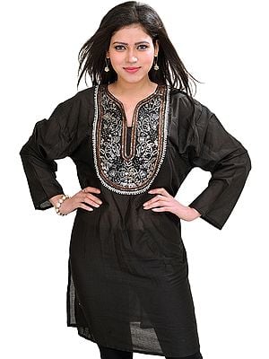 Casual Kurti with Sequins Embroidery on Neck