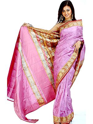 Handwoven Wisteria Valkalam Sari with Floral Brocade