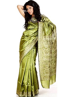 Plain Henna-Green Banarasi Sari with Brocaded Border