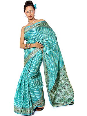 Turquoise Banarasi with Golden Bootis All-Over and Floral Brocaded Anchal