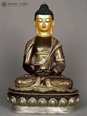Serene Lord Buddha Statue: Copper Sculpture from Nepal