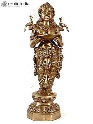 27" An Auspicious Motif Aimed at Bringing Prosperity and Riches (Large Size) In Brass | Handmade | Made In India