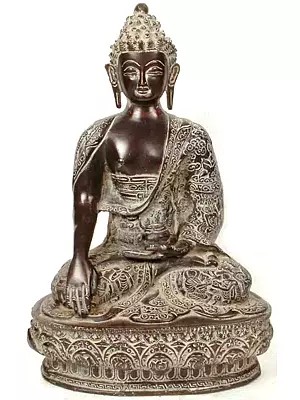 Buddha with Carved Robe In Brass | Handmade | Made In India