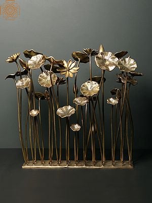 20" Brass Bunch of Flowers and Buds | Home Decor