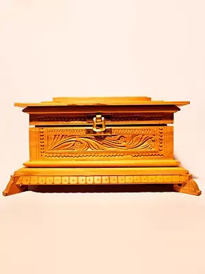 9" Beautiful Handcrafted Sandalwood Jewellery Box