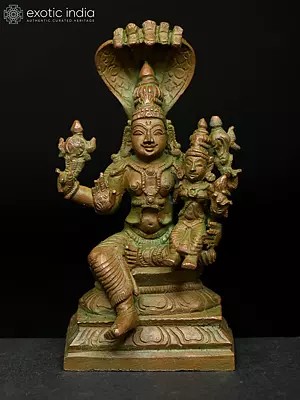 4" Small Sitting Lord Vishnu with Devi Lakshmi | Madhuchista Vidhana (Lost-Wax) | Panchaloha Bronze from Swamimalai