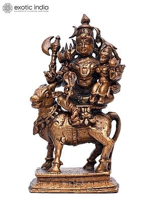 4" Small Pradosha Moorthy (Shiva Parvati Seated on Nandi) | Copper Statue