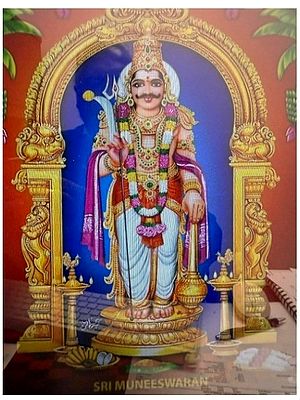 36" Muniswaran Swamy Wooden Idol – Handcrafted Hindu God Statue