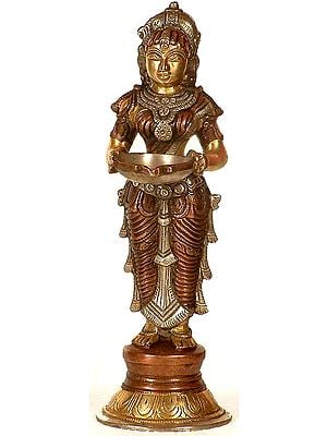 9" Deeplakshmi in Brass | Handmade | Made in India