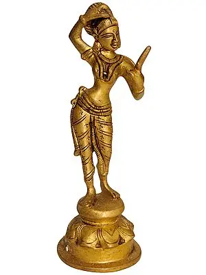 Shringara of an Apsara