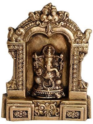 6" Temple Ganesha In Brass | Handmade | Made In India