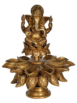 Ganesha Eleven Wick Lotus Lamp