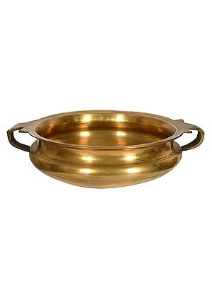 Heavy and Large Size Urli in Brass
