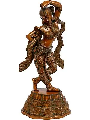 24" The Apsara Applying Vermillion Brass Sculpture – Handmade Art from Khajuraho | Made in India