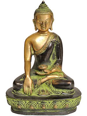 5" Buddha Idol in Bhumisparsha Mudra In Brass | Handmade | Made In India