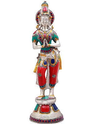 Namaste (Welcome) Lady