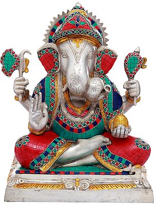 Lord Ganesha with Twisted Trunk