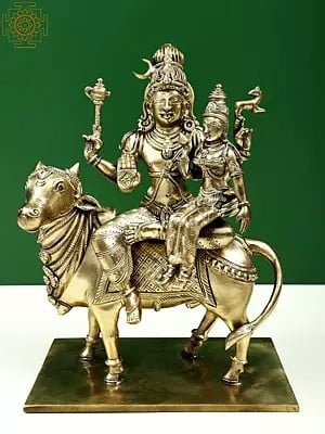 11" Lord Pashupatinatha And Devi Parvati Seated On Nandi | Handmade | Made In South India