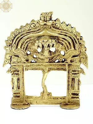 Brass Kirtimukha Prabhavali Wall Hanging