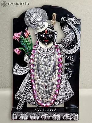 30" Shrinathji With Attractive Dress | Black Marble Figurine