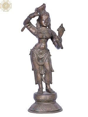 "Darpana"  Mirror Lady | Handmade | Madhuchista Vidhana (Lost-Wax) | Panchaloha Bronze from Swamimalai