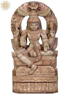 18" Wooden Shri Hari Vishnu Prabhavali