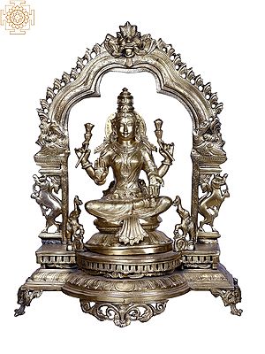 Goddess Lakshmi Bedam With Arch| Brass