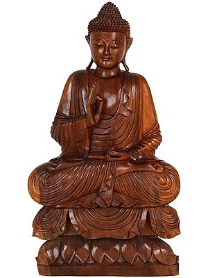 Large Tibetan Buddha in a Crimped Robe