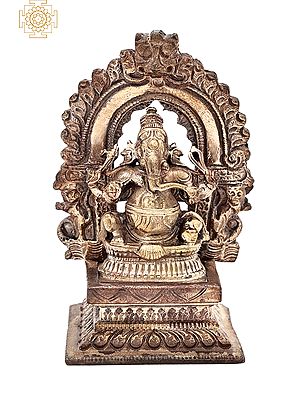 2.8" Small Bhagawan Ganesha with Kirtimukha Prabhavali | Handmade | Madhuchista Vidhana (Lost-Wax) | Panchaloha Bronze from Swamimalai