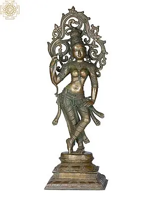 31" Standing Lady with Left Hand on Waist | Madhuchista Vidhana (Lost-Wax) | Panchaloha Bronze from Swamimalai