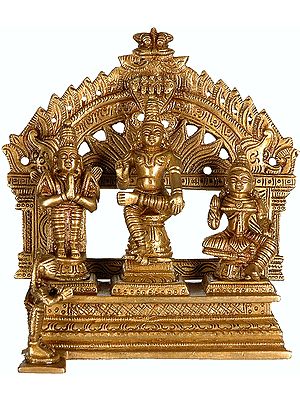 Lord Vishnu with Garuda, Lakshmi and Hanuman