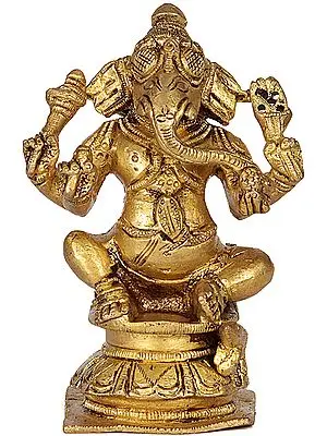 Four Armed Seated Ganesha