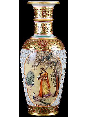 Decorative Marble Pot with Ragini and Cutwork (Jaii)