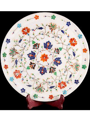 Tajmahal Plate from Agra (Inlaid with Gemstones)