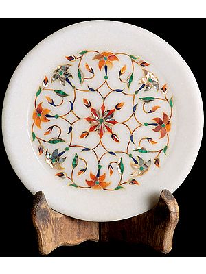Tajmahal Plate from Agra (Inlaid with Gemstones)