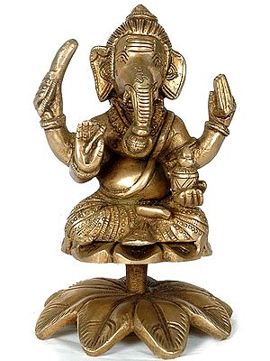 Shri Ganesha on Lotus
