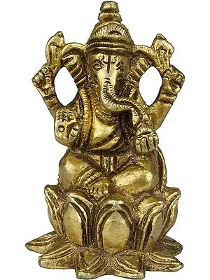 Kamalasana Ganesha (Small Statue)
