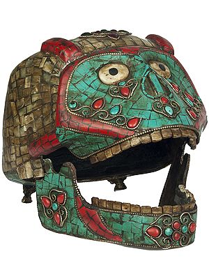 Skull with Ashtamangala and Vishva Vajra