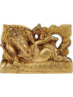 Relaxing Ganesha