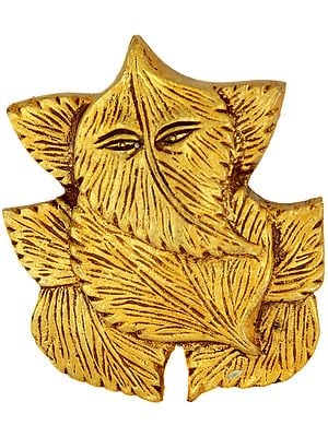 3" Pipal Leaf Ganesha (Wall Hanging) In Brass | Handmade | Made In India