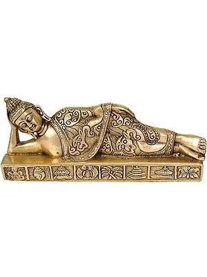 Parinirvana Buddha (Robes Decorated with Auspicious Symbols)