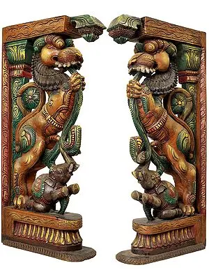 Pair of Yali Brackets