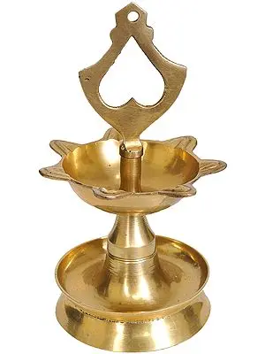 Seven Wick Lamp