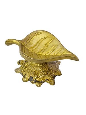 Small 1" Pipal Leaf Diya with Stand In Brass | Handmade | Made In India