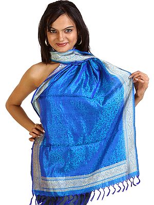 Dazzling-Blue Banarasi Stole with All-Over Tanchoi Weave and Paisley Border